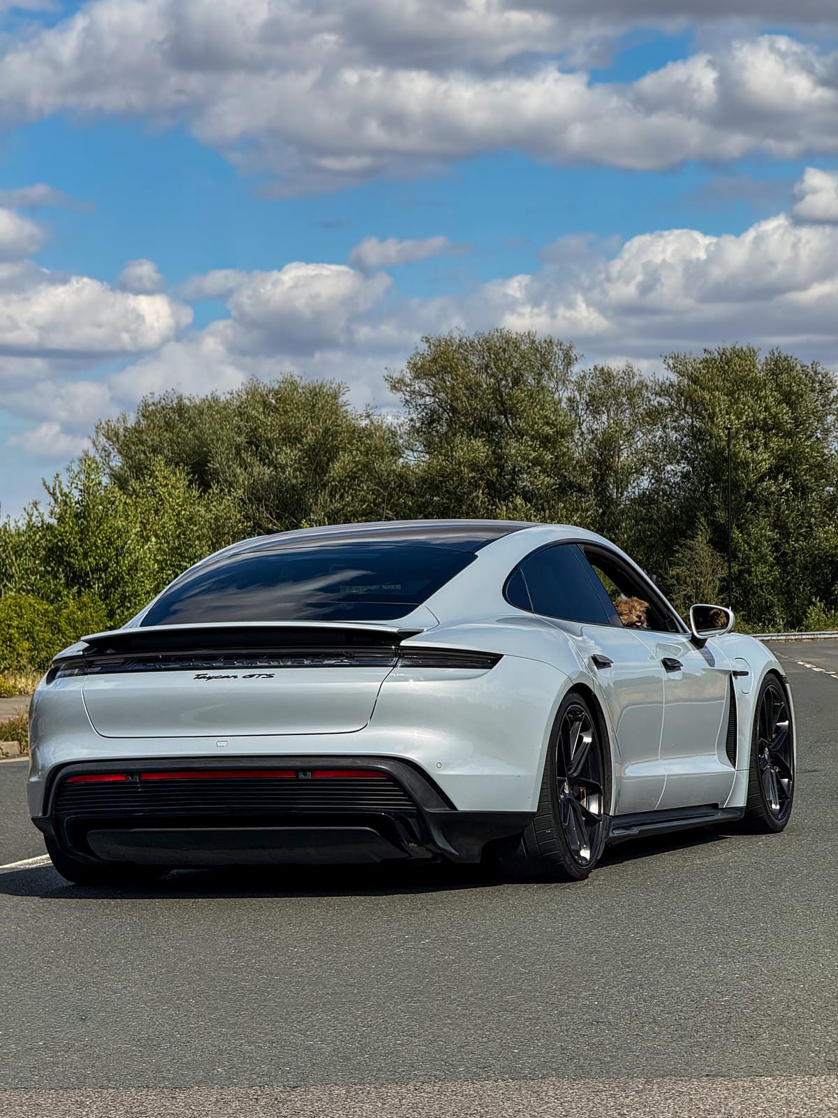 Porsche Taycan Gts
